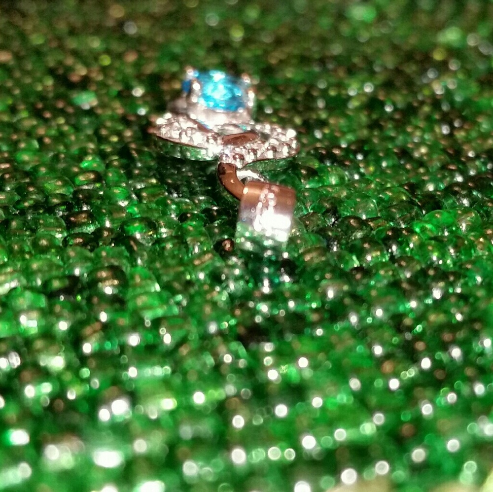 .925 Silver Treble Clef W & Swiss Blue Topaz Pend. - Picture 5 of 7